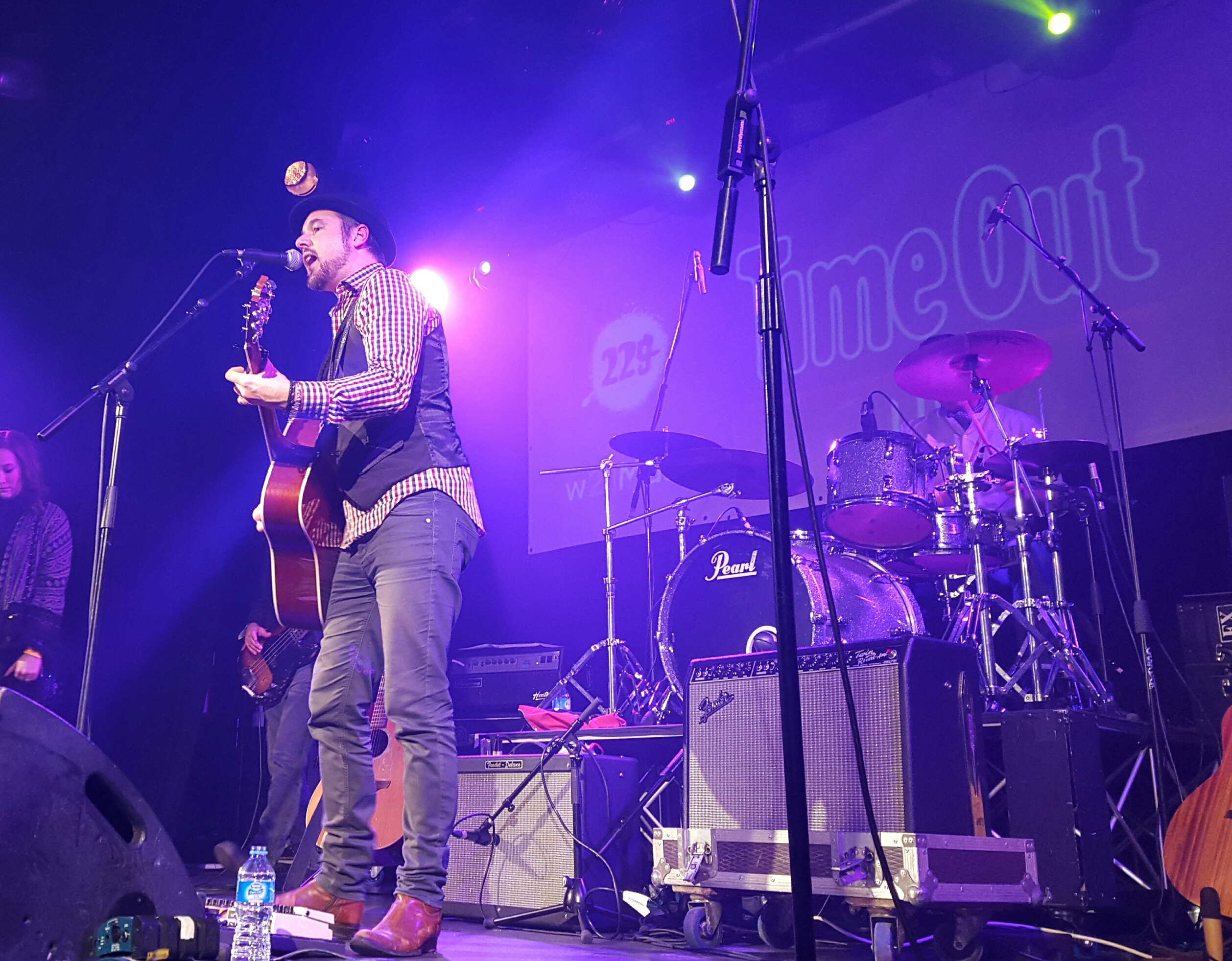 Steve Young - A Rising Star in UK Country Music